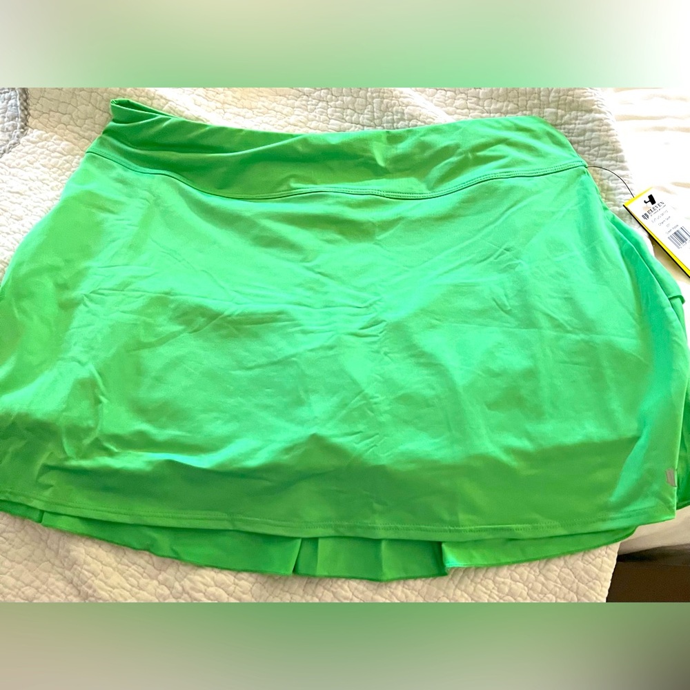 Eleven By Venus Williams Green Apple Charm Skort. Size XL
